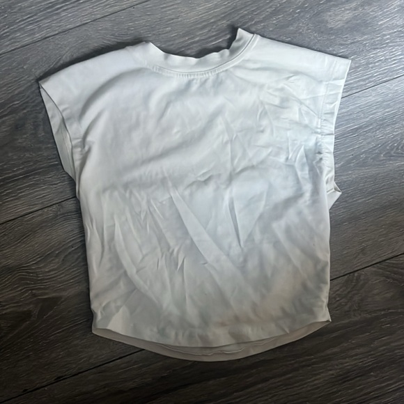 DFYNE baby tee in lunar rock - Picture 3 of 5